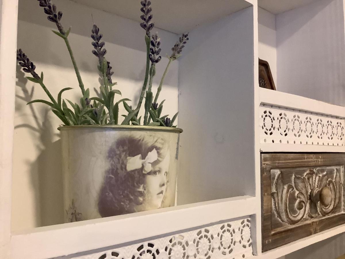 Ezuest Boroka Apartman Eger Extérieur photo