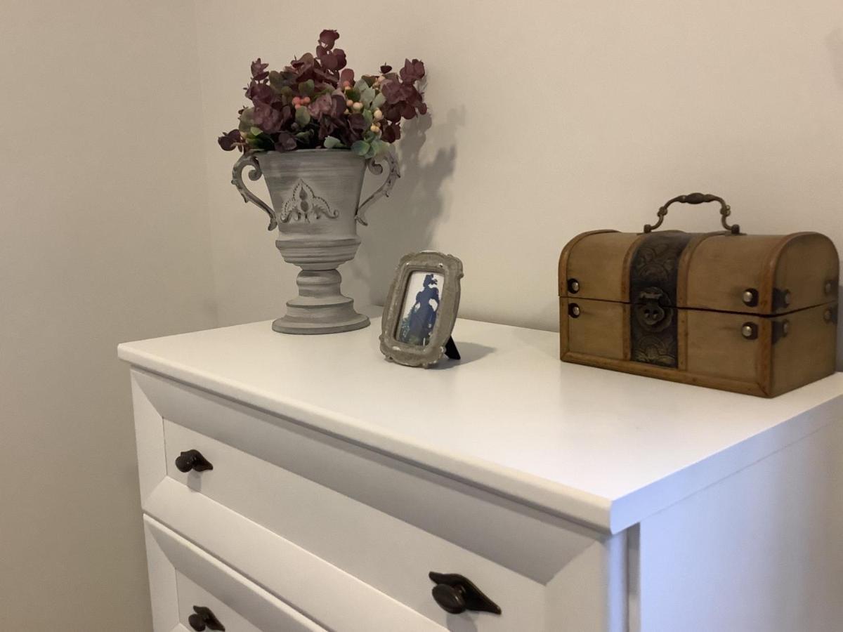 Ezuest Boroka Apartman Eger Extérieur photo